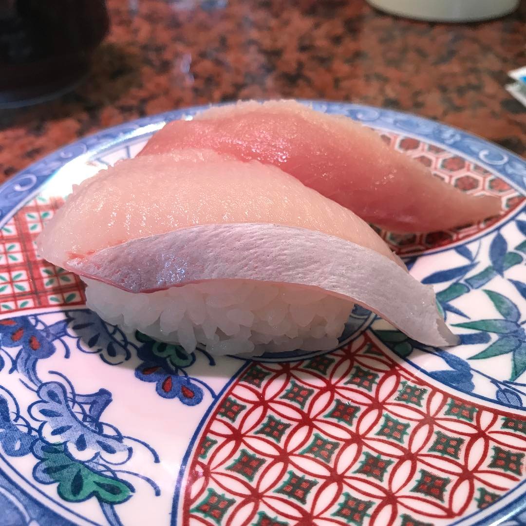 <br />
こんにちは🍣寿司喰うファミリーデス🍣 #寿司<br />
