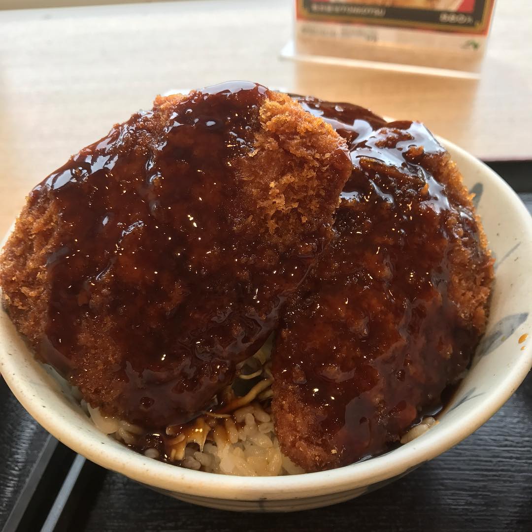 <br />
ブリカツ丼！<br />
富山！<br />
