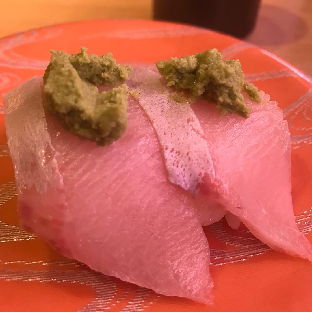 
ロフト来てすぐにお寿司デス🍣
