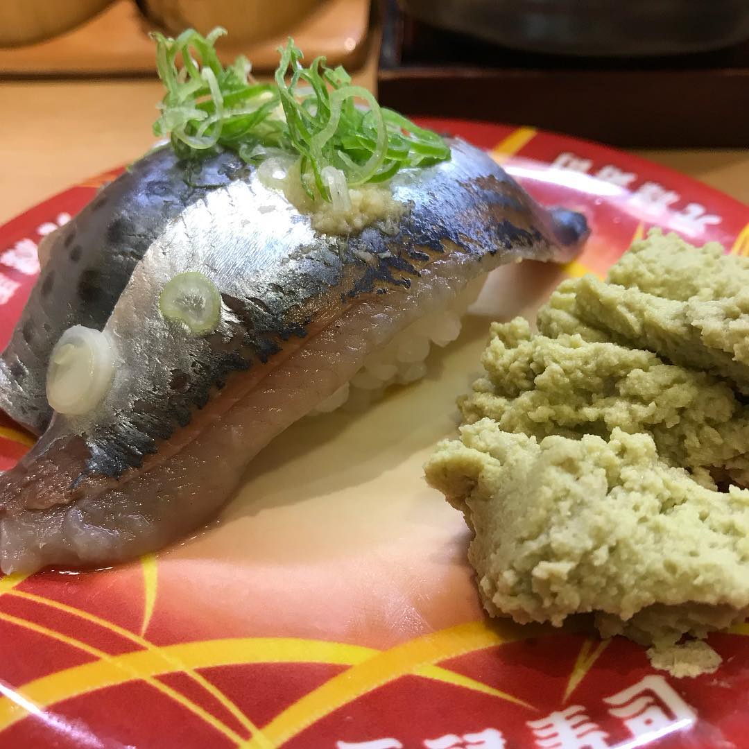 <br />
暑くなって来たので寿司を食べる🍣#寿司<br />
